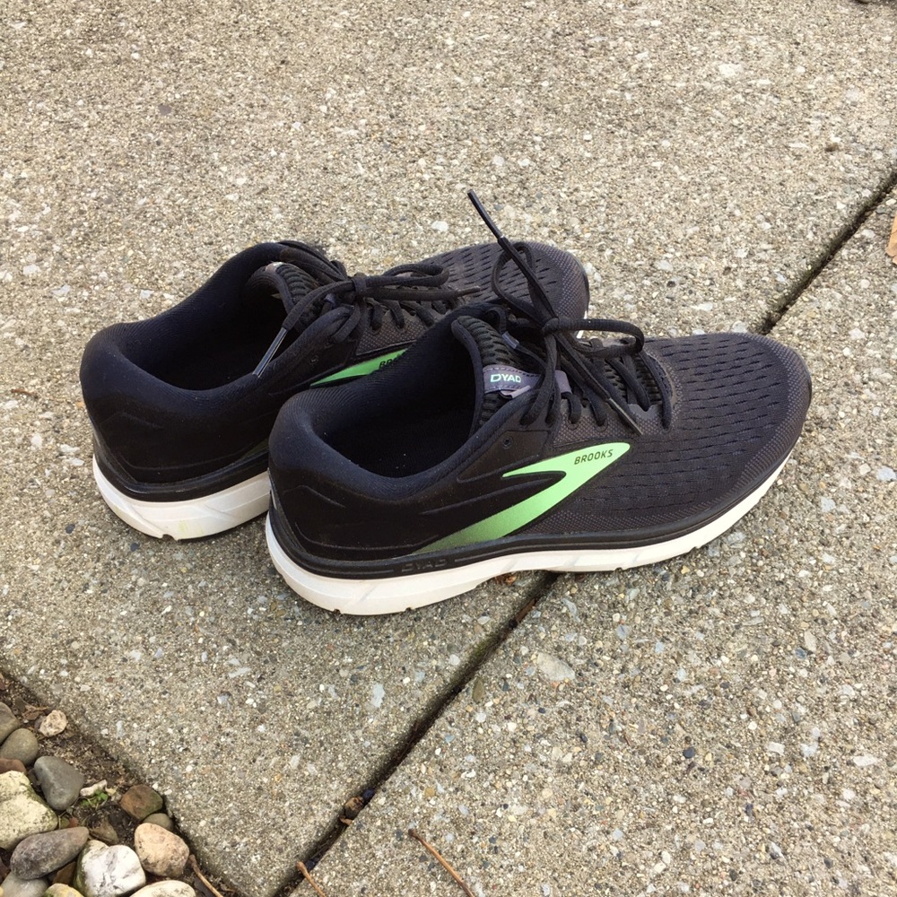 Barely worn Brooks!  Black/ green size 10